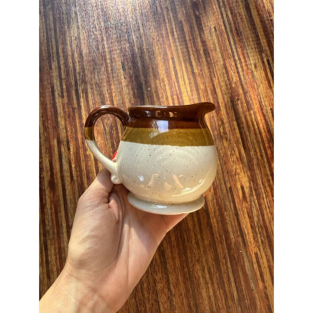 Vintage 1970s creamer cup